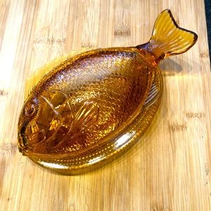 1940’s L.G Wright Amber Glass Fish Covered Candy Dish